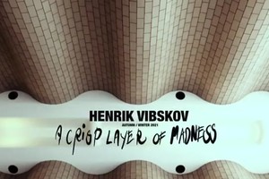 HENRIK VIBSKOV AW21 A CRISP LAYER OF MADNESS RUNWAY (1)