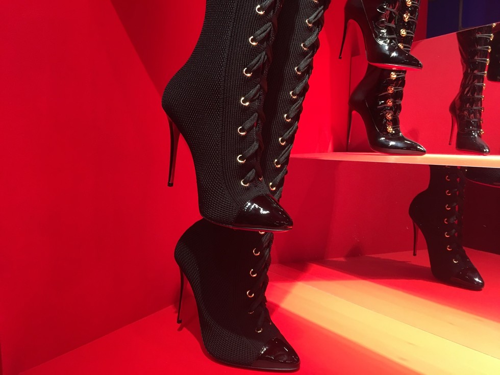 2018 Louboutin Couple 2018 Louboutin Couple