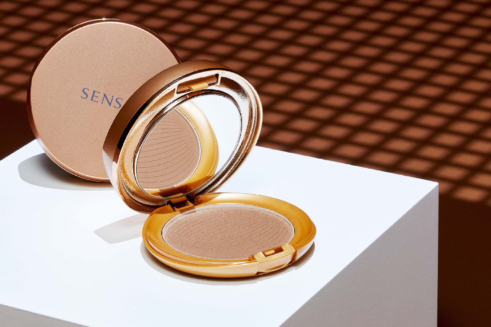 Sensai - Silky Bronze Natural Veil Compact Sensai - Silky Bronze Natural Veil Compact